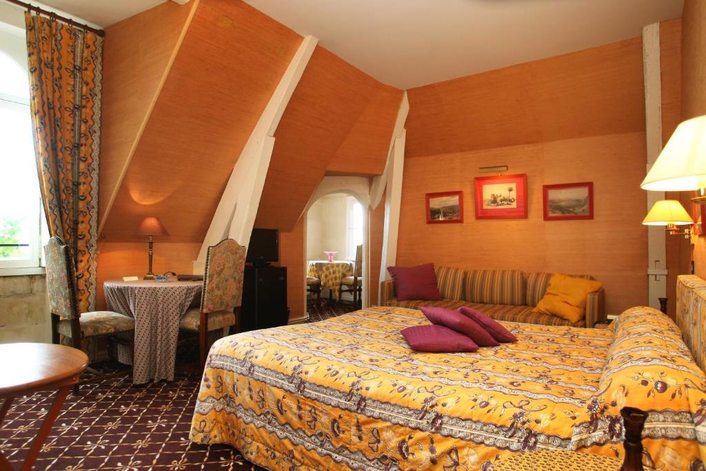 Chateau De La Verie Challans Kamer foto